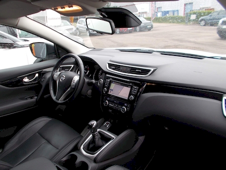 NISSAN QASHQAI II 1.5 DCI 110 CV TEKNA BV6 ******** AVEC SEULEMENT 58455 KMS !!! **********